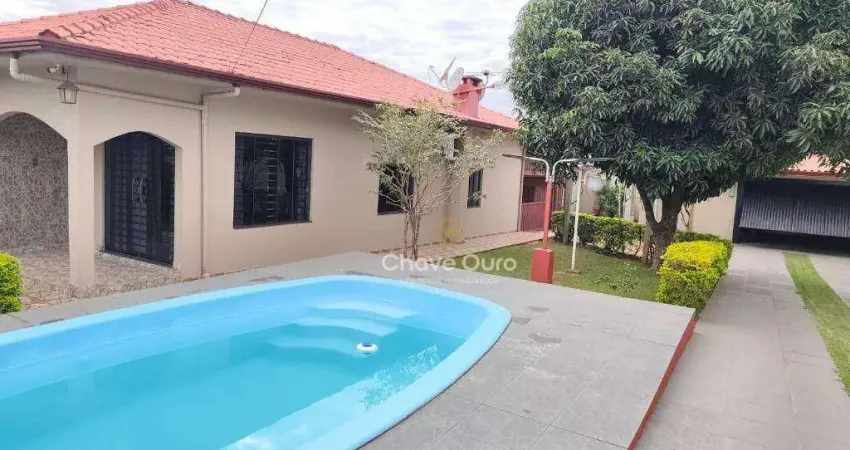 Casa com 3 dormitórios( sendo 1 Suíte) à venda, 243 m² por R$ 985.000 - São Cristóvão - Cascavel/PR