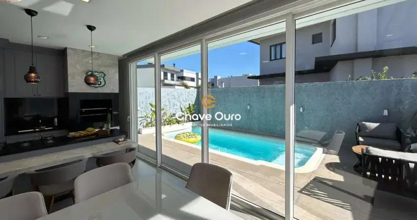 Casa em condomínio fechado com 3 quartos à venda no FAG, Cascavel 