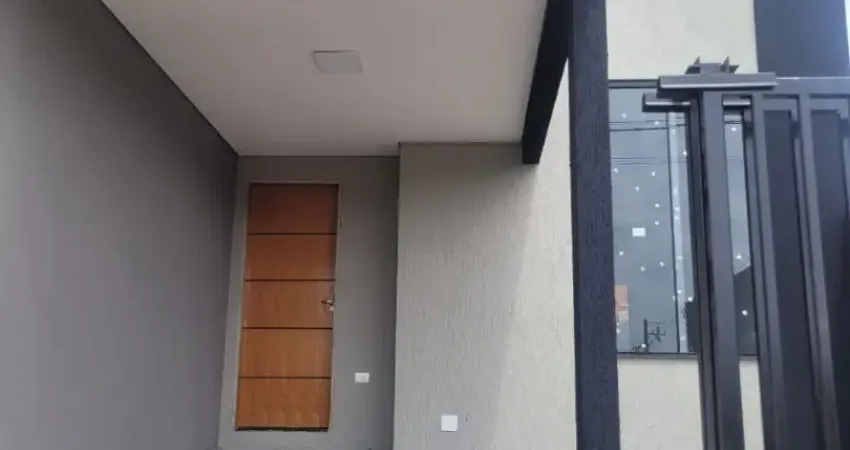 Linda casa geminada no jardim tenerife região leste de londrina