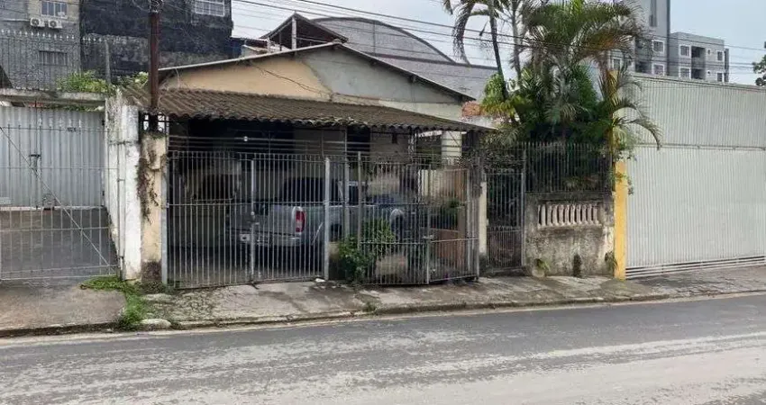 Casa com 3 quartos à venda na Rua Pixinguinha, 336, Jardim Cláudia, São Paulo