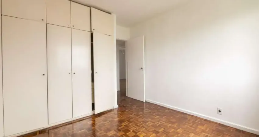 Apartamento para Venda em Pelotas, Centro, 3 dormitórios, 2 banheiros, 1 vaga