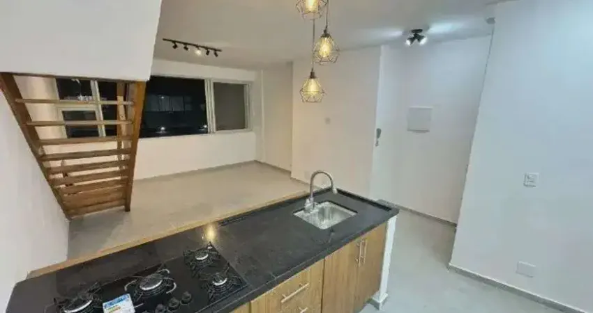 Duplex para venda possui 90 metros quadrados com 2 quartos em Copacabana - Rio de Janeiro - RJ