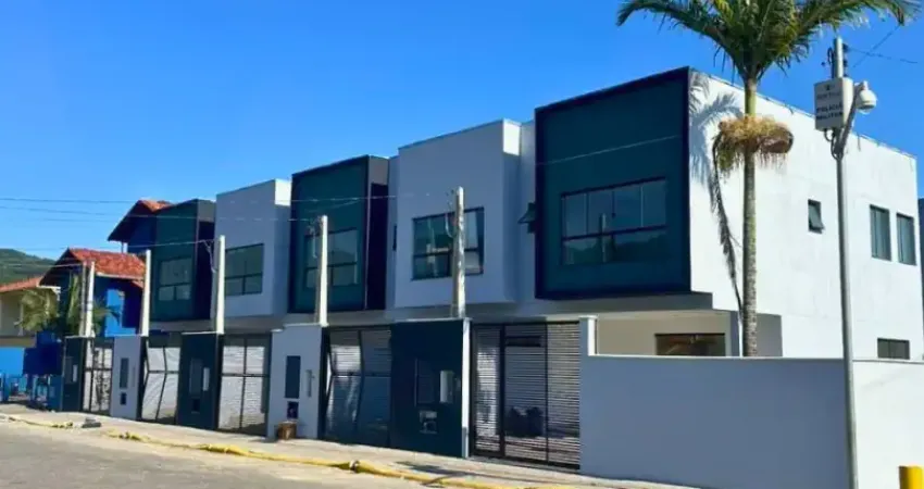 Casa com 2 quartos à venda na Rua Gualberto Leal Nunes, 1, Vila Nova, Porto Belo