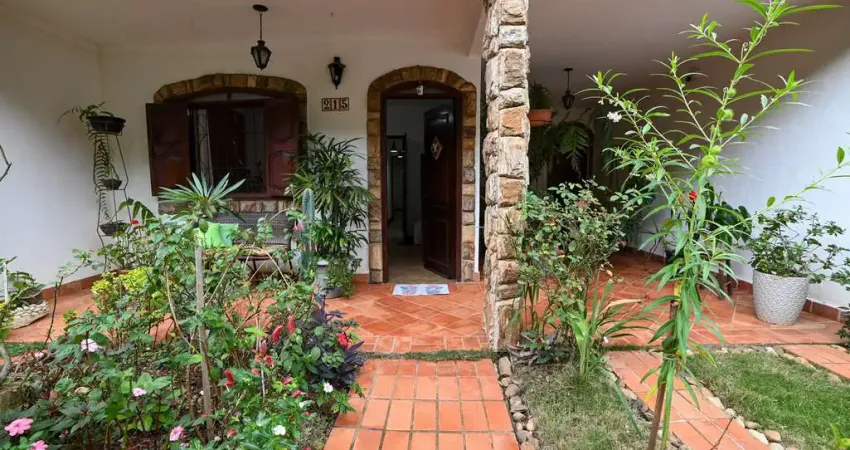 Casa 4 quartos com 2 andares A Venda próxima ao bairro Santa Cruz – Juiz de Fora - MG