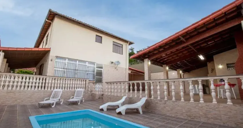 Casa 4 quartos com Piscina e Churrasqueira próximo ao Bom Pastor Juiz de Fora MG