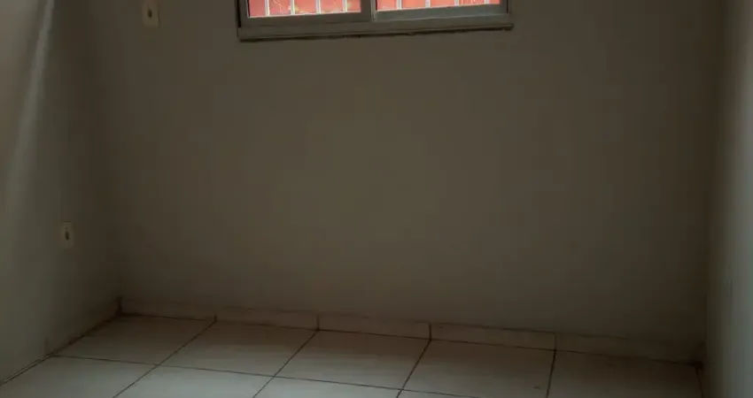 Casa com 2 quartos à venda na Rua Professor Oliveira Viana, 181, Realengo, Rio de Janeiro