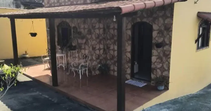 Casa Ampla à Venda no Mutuá – São Gonçalo | Terreno de 430m²