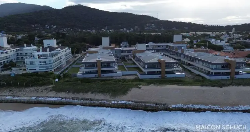 APARTAMENTO 3 SUÍTES EM UM CONDOMÍNIO “PÉ NA AREIA' NO ICONIC HOME RESORT, MORRO DAS PEDRAS, FLORIANÓPOLIS/SC.