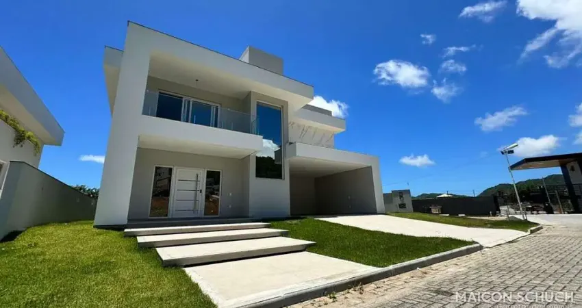 CASA EM CONDOMÍNIO COM 4 DORMITÓRIOS SENDO 3 SUÍTES, PRAIA DOS INGLESES, FLORIANÓPOLIS/SC