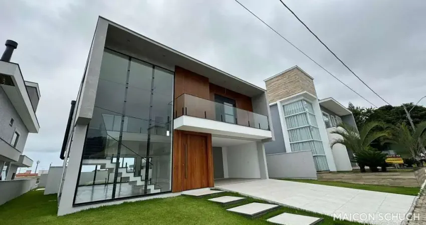 CASA 3 SUÍTES COM PISCINA EM CONDOMÍNIO FECHADO, PRAIA DOS INGLESES, FLORIANÓPOLIS/SC
