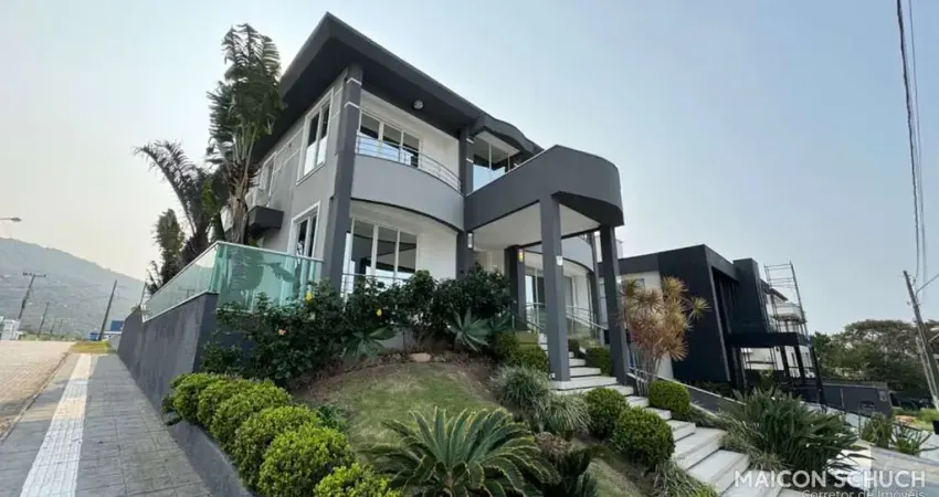 CASA 3 SUÍTES MOBILIADA E DECORADA, CONDOMÍNIO FECHADO, PRAIA DOS INGLESES, FLORIANÓPOLIS/SC.
