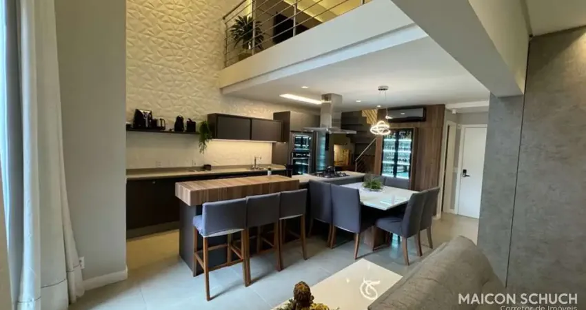 APARTAMENTO DUPLEX 3 SUÍTES, MOBILIADO E DECORADO, JURERÊ, FLORIANÓPOLIS/SC.