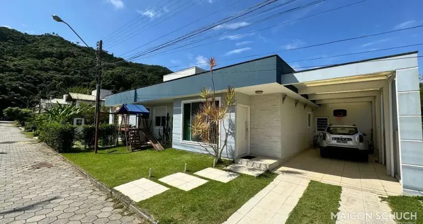 Casa 4 dorm. sendo 3 suítes semimobiliada cachoeira do bom jesus, florianópolis/sc