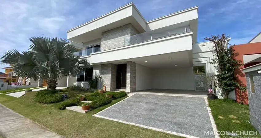 CASA 3 DORMITÓRIOS SENDO 1 SUÍTE MOBILIADA E DECORADA