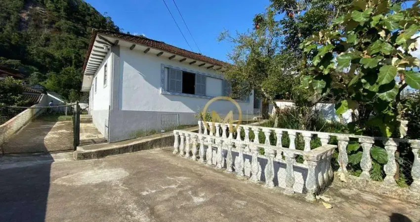 Casa com 3 dormitórios à venda, 70 m² por R$ 800.000,00 - Quitandinha - Petrópolis/RJ