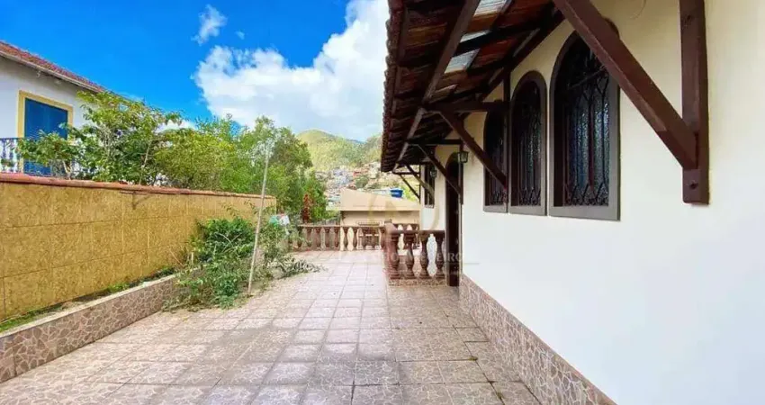 Casa à venda – cascatinha conforto, espaço e localização privilegiada!