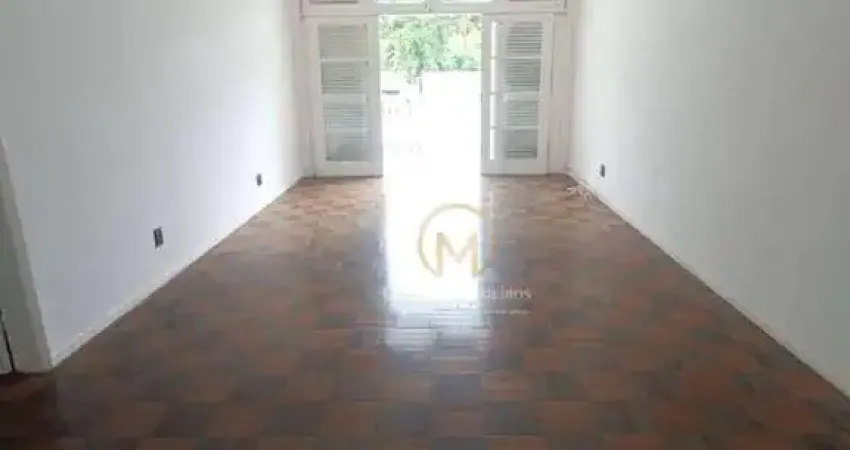 Amplo apartamento no coração de petrópolis com 03 quartos e garagem – 124 m² de conforto e elegância!