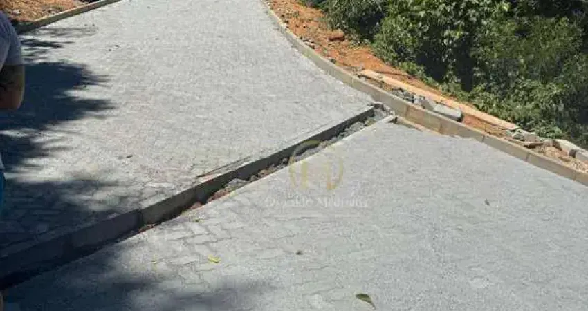 Terreno à venda, 1000 m² por r$ 350.000,00 - carangola - petrópolis/rj