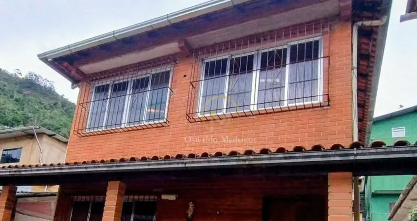 Casa com 4 dormitórios à venda, 107 m² por r$ 330.000,00 - quarteirão brasileiro - petrópolis/rj