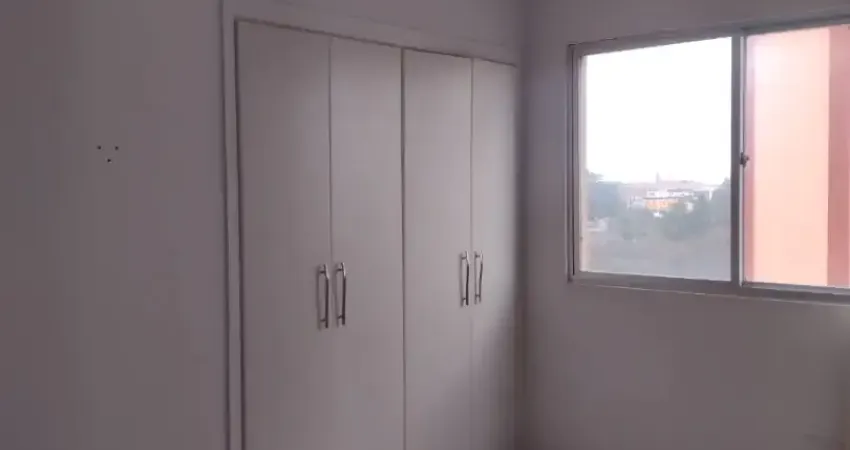 Alugo ótimo apartamento de três quartos em brotas, avenida dom joão vi