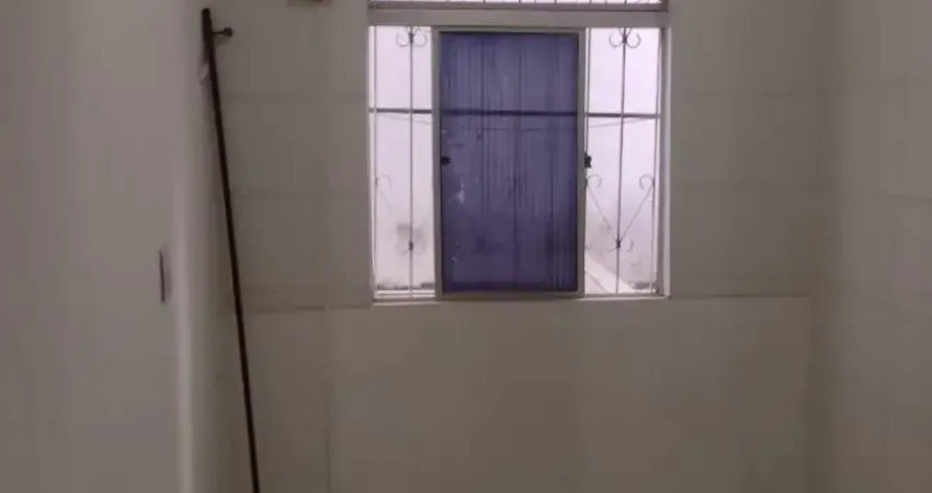 Alugo ótimo apartamento de um quarto no matatu (santo agostinho) -