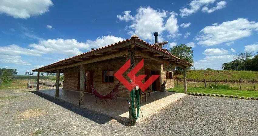 Casa com 2 dormitórios, 120 m² - venda por R$ 649.000,00 ou aluguel por R$ 2.500,00/mês - Barro Vermelho - Gravataí/RS