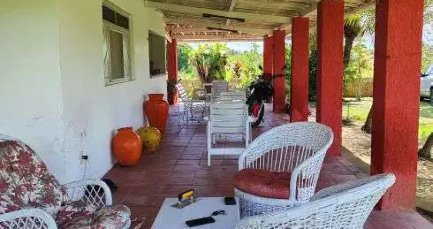 granja com 3.7 hectares em Monte Alegre bem estruturada localização perfeita