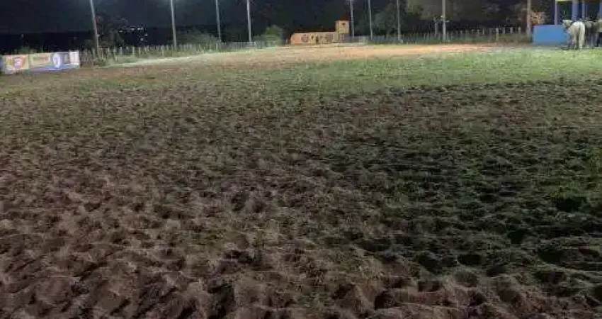 haras de alto padrão na região de Macaiba com 25 baias parque de vaquejada oficial