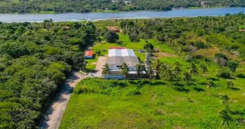 granja com 9 hectares em Extremoz com maravilhosa estruturada nas margens da lagoa um paraíso