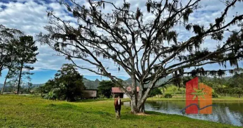 Imóvel para venda tem 151689 metros quadrados com 2 quartos em Rio D Una - Imaruí - SC