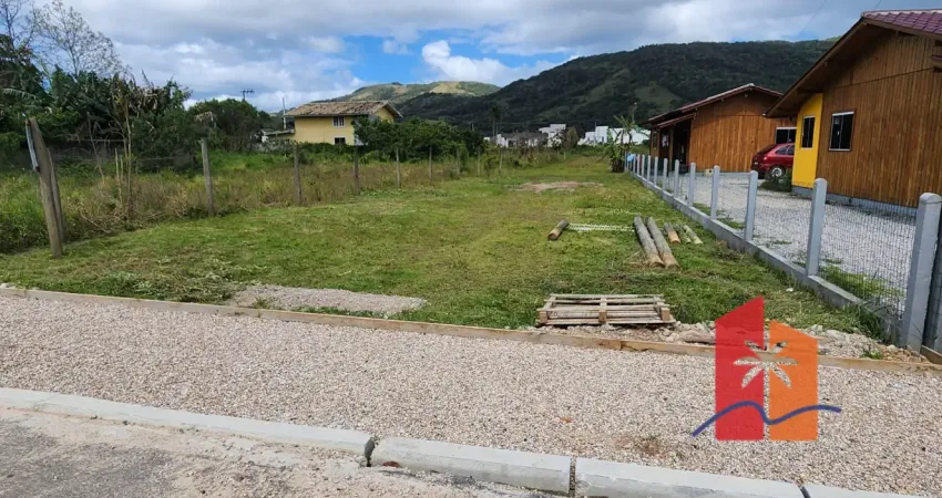 Terreno urbano de 3.000m² à venda no coração do bairro areias em paulo lopes/sc