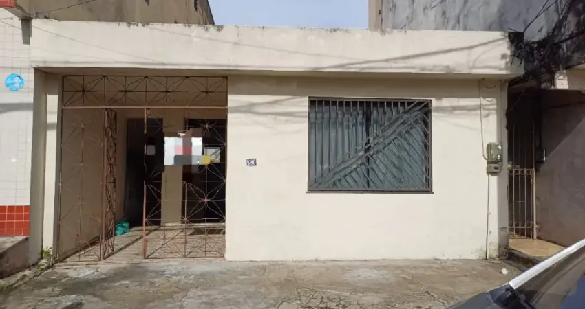 Casa na rua Curuça