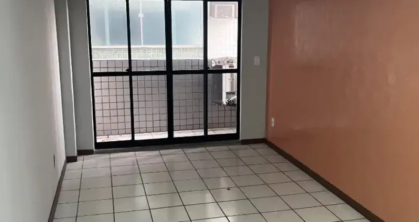 Alugo lindo apartamento do edifício ravena 6 andar com ar condicionado e armários