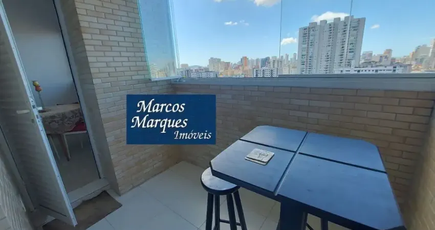 Apartamento com 1 dormitório em prédio com piscina e lazer