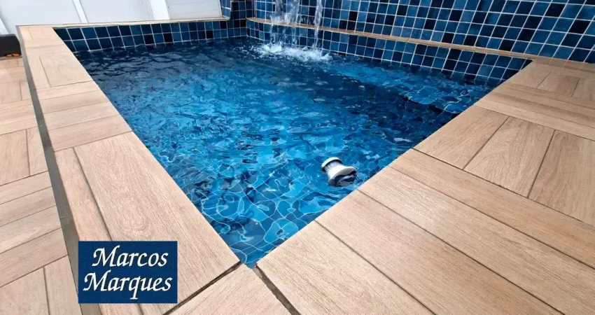 Casa térrea próxima à praia com 3 dormitórios na ponta da praia