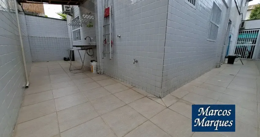 Casa térrea no bairro aparecida com 2 suítes e garagem para 2 carros