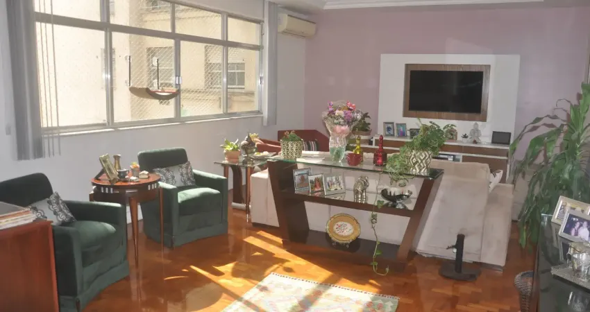 Flamengo | 129 m² | 3 Quartos | Vaga na Escritura | Vista Parcial Aterro