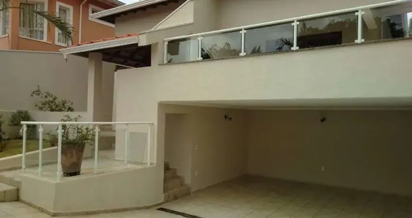 Casa de condomínio para venda possui 210 metros quadrados com 3 quartos