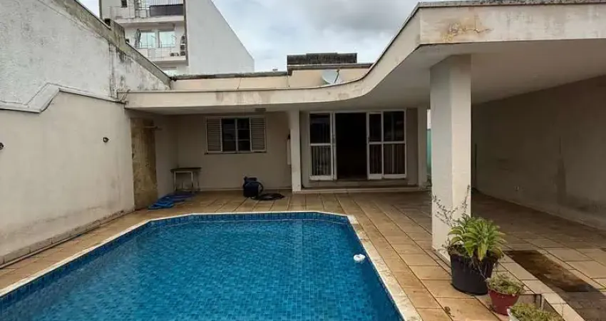 Casa com 3 quartos à venda na Rua Afonso Pena, 195, Centro, Salto