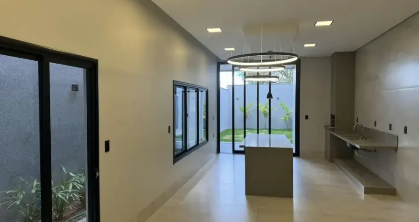 Casa para Venda em Patos de Minas, COPACABANA, 3 dormitórios, 3 suítes, 1 banheiro, 4 vagas
