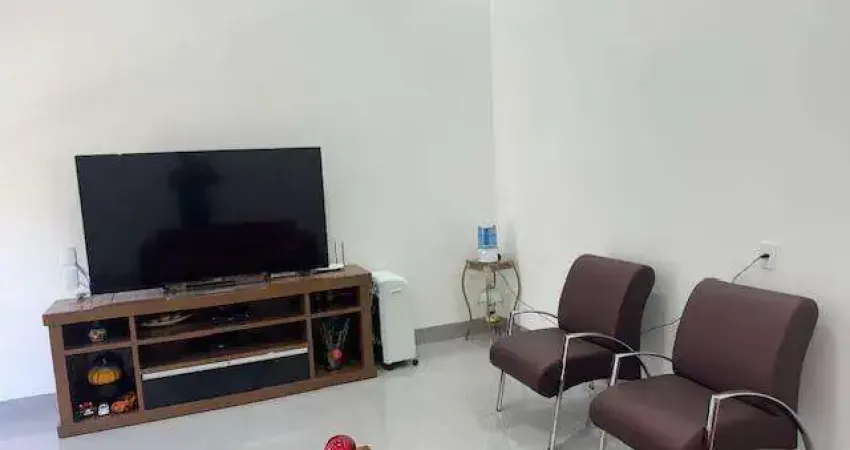 Casa para Venda em Patos de Minas, VALPARAISO, 3 dormitórios, 2 suítes, 2 banheiros, 4 vagas