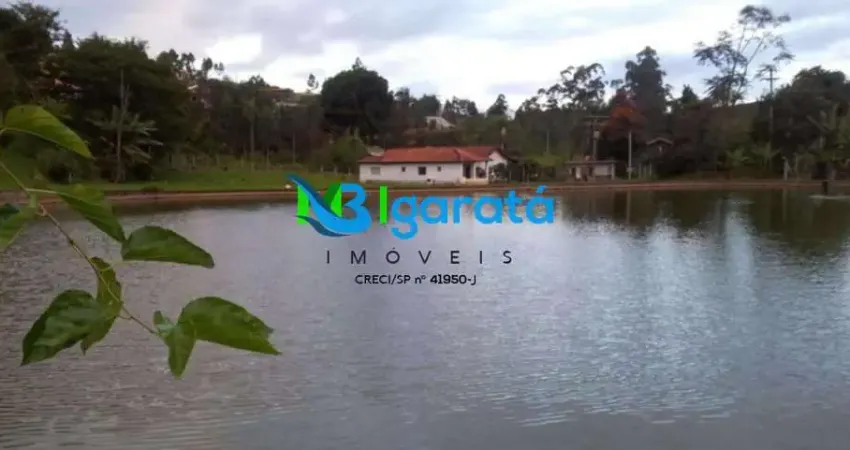 Sítio para Venda em Igaratá, Centro, 3 dormitórios, 1 suíte, 2 banheiros, 8 vagas
