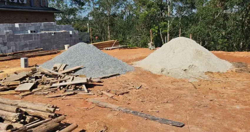 Terreno para construção em condomínio completo e privilegiado em santa isabel/sp