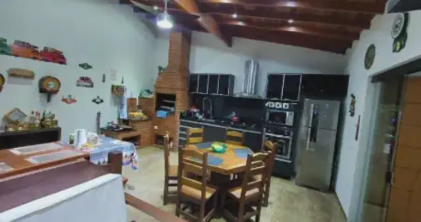 Ótima oportunidade com móveis planejados excelente localização.