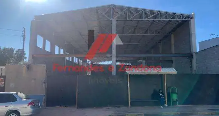 Galpão Comercial em Jundiaí - área &#250;til: 1.000 mq - área total: 2.000 mq