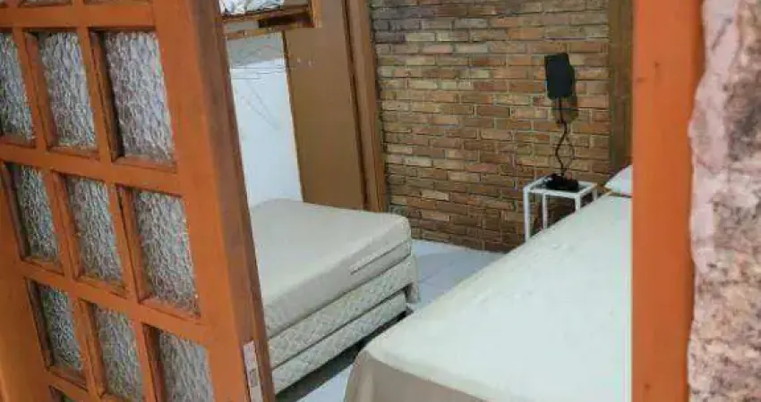 Sobrado com 5 dormitórios à venda, 130 m² por R$ 1.400.000,00 - Reino - Ilhabela/SP