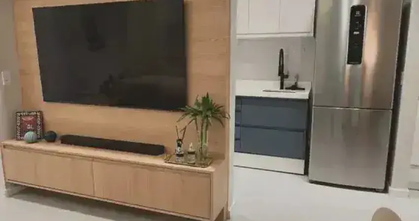 Apartamento para venda com 62 metros quadrados com 2 quartos em Centro - Florianópolis - SC
