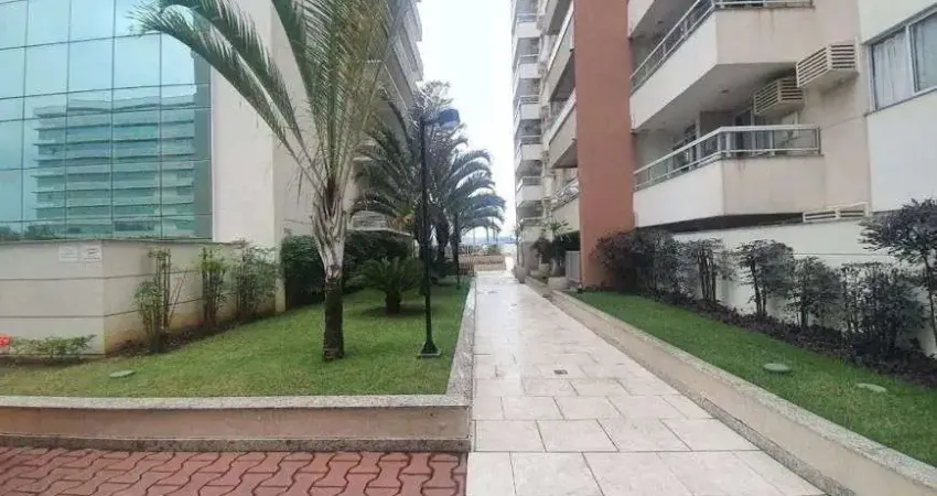Apartamento de 2 quartos com suíte, varanda e vaga - centro - itaboraí/rj