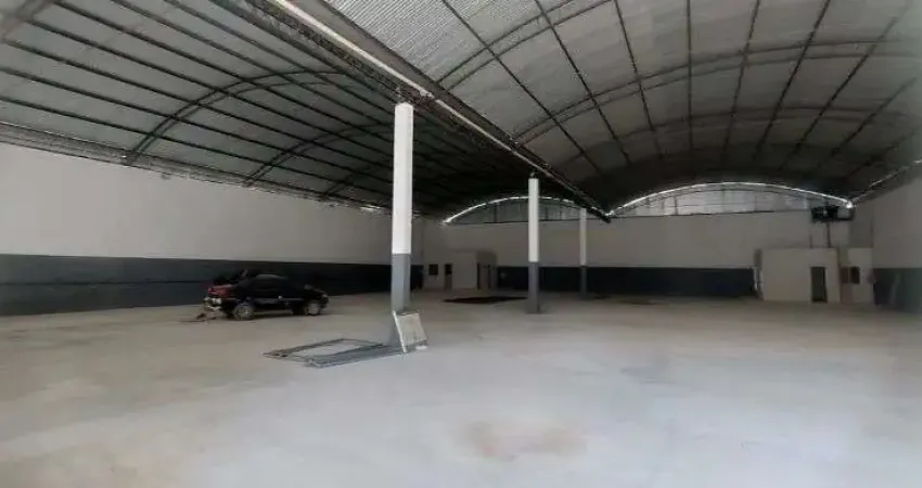 Alugo galpão com 1.200m² novo c/4 banehrios e 2 cozinhas - itaboraí/rj