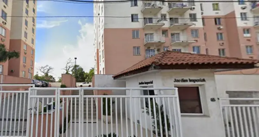 Apartamento de 2 quartos, sendo 1 suíte, varanda e vaga - jardim imperial - itaboraí/rj